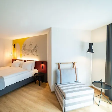 Hotel Stockalperhof 3*